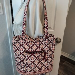 Vera Bradley Tote 🛍️